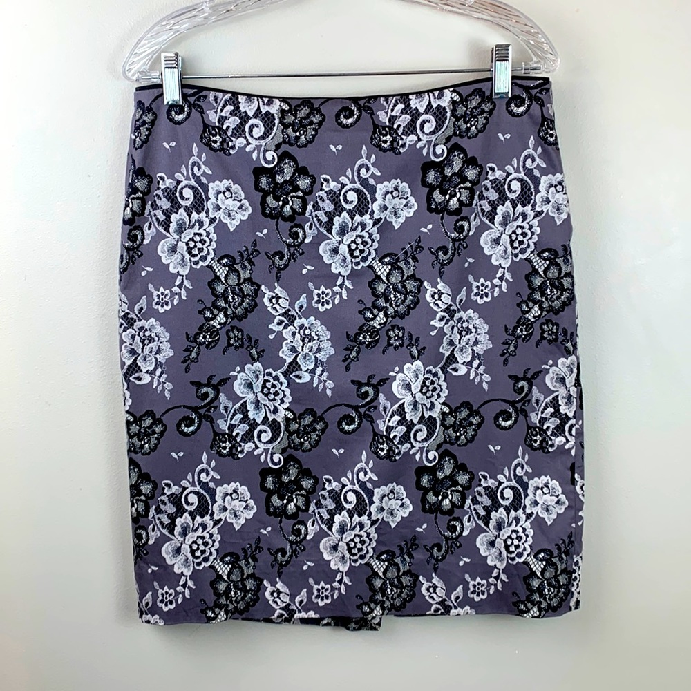 White House Black Market Lace Print Pencil Skirt